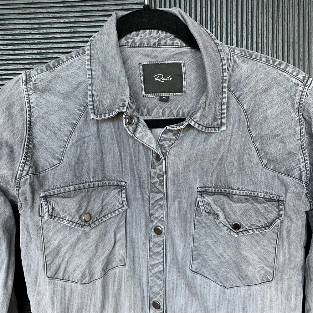 Rails Grey Gradient Button Down Top - image 4